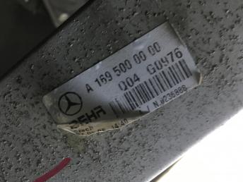 Интеркулер Mercedes W169 1695000000