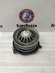 Радиальный вентилятор отопителя Mercedes W211 2118300408