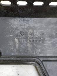 Крышка короба блока предохранителей Mercedes W163 1635400082