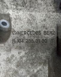 Кронштей компрессора кондиционера Mercedes M104  1042360130  1042360130
