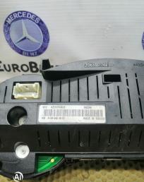 Панель приборов Mercedes W164  A1645404947  A1645404947