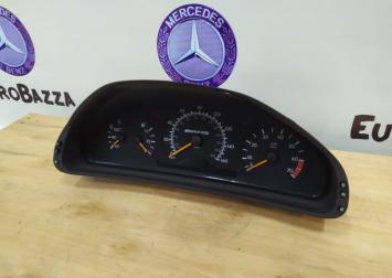 Панель приборов Mercedes W210 AMG  2105402948  2105402948